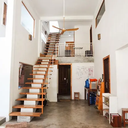 Boutique Dormitory Kochi-Ke